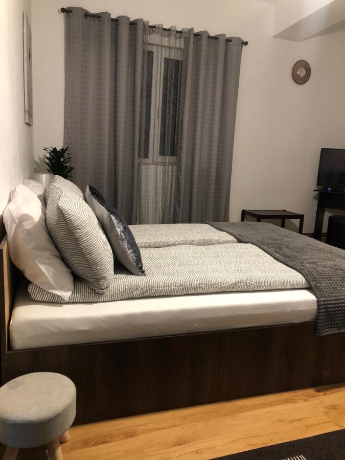 Apartament Apartament Basak 2 Deva Zewnętrze zdjęcie